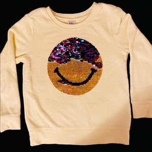 Lt yellow sweatshirt
